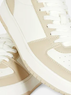 Baskets Basses De Sport