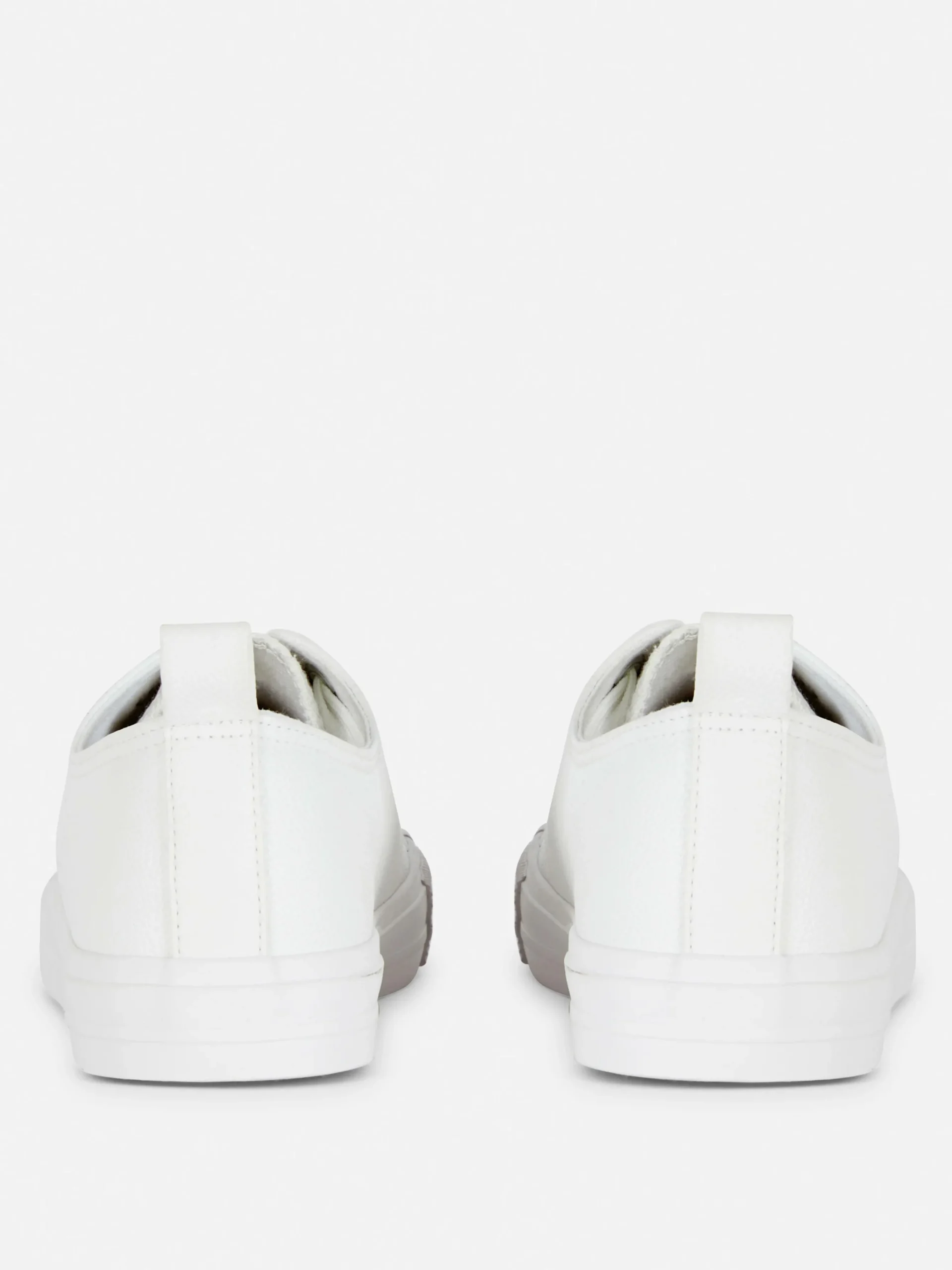 Baskets Basses En Simili Cuir