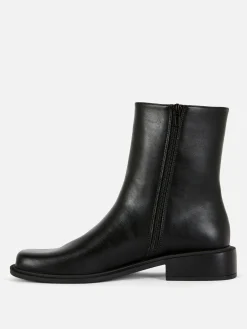 Bottines à Bout Carré