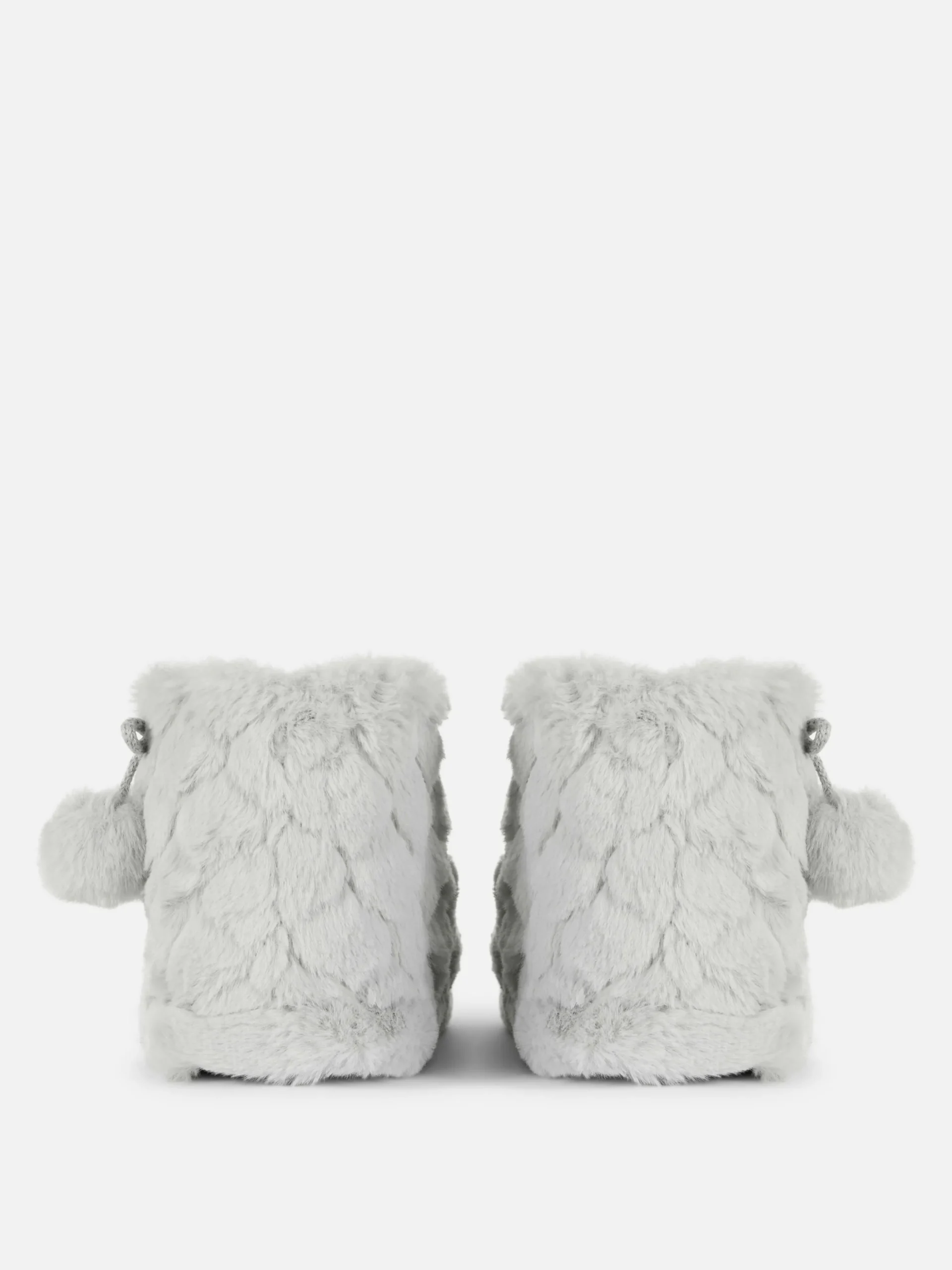 Bottines Duveteuses à Pompons