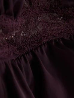 Brassière Légère En Dentelle Satinée