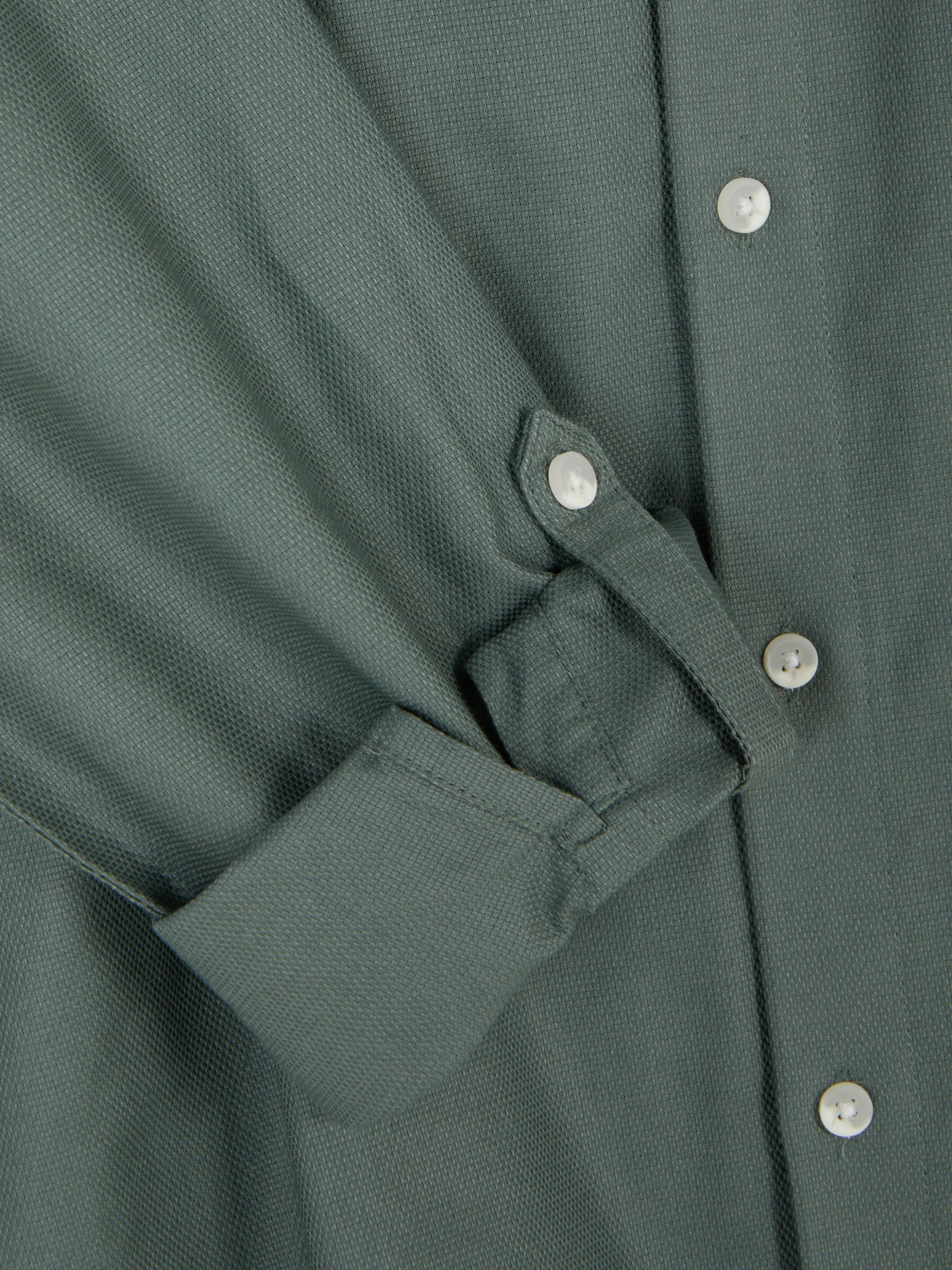 Chemise Boutonnée à Manches Retroussées
