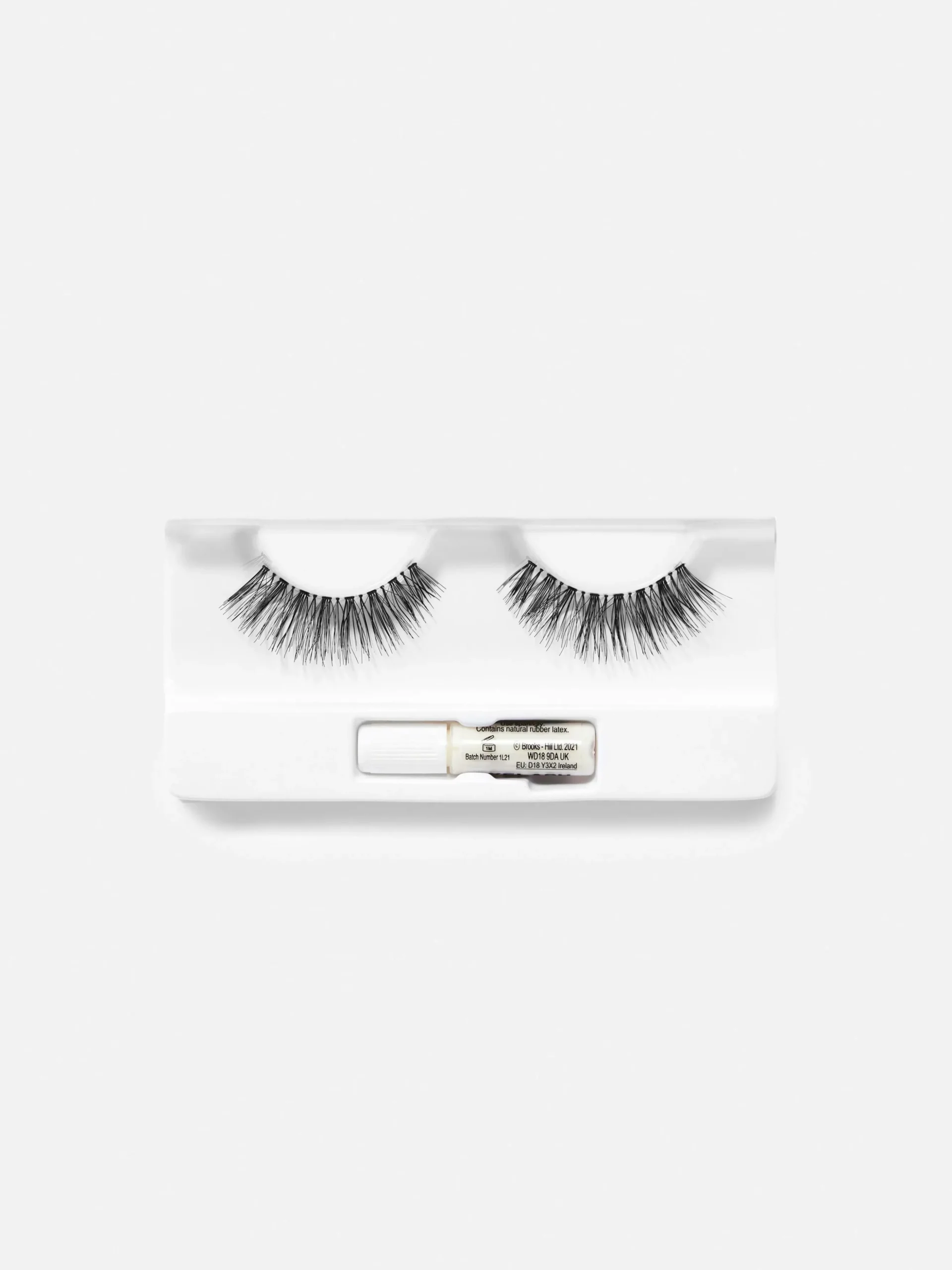 Faux Cils à Coller
