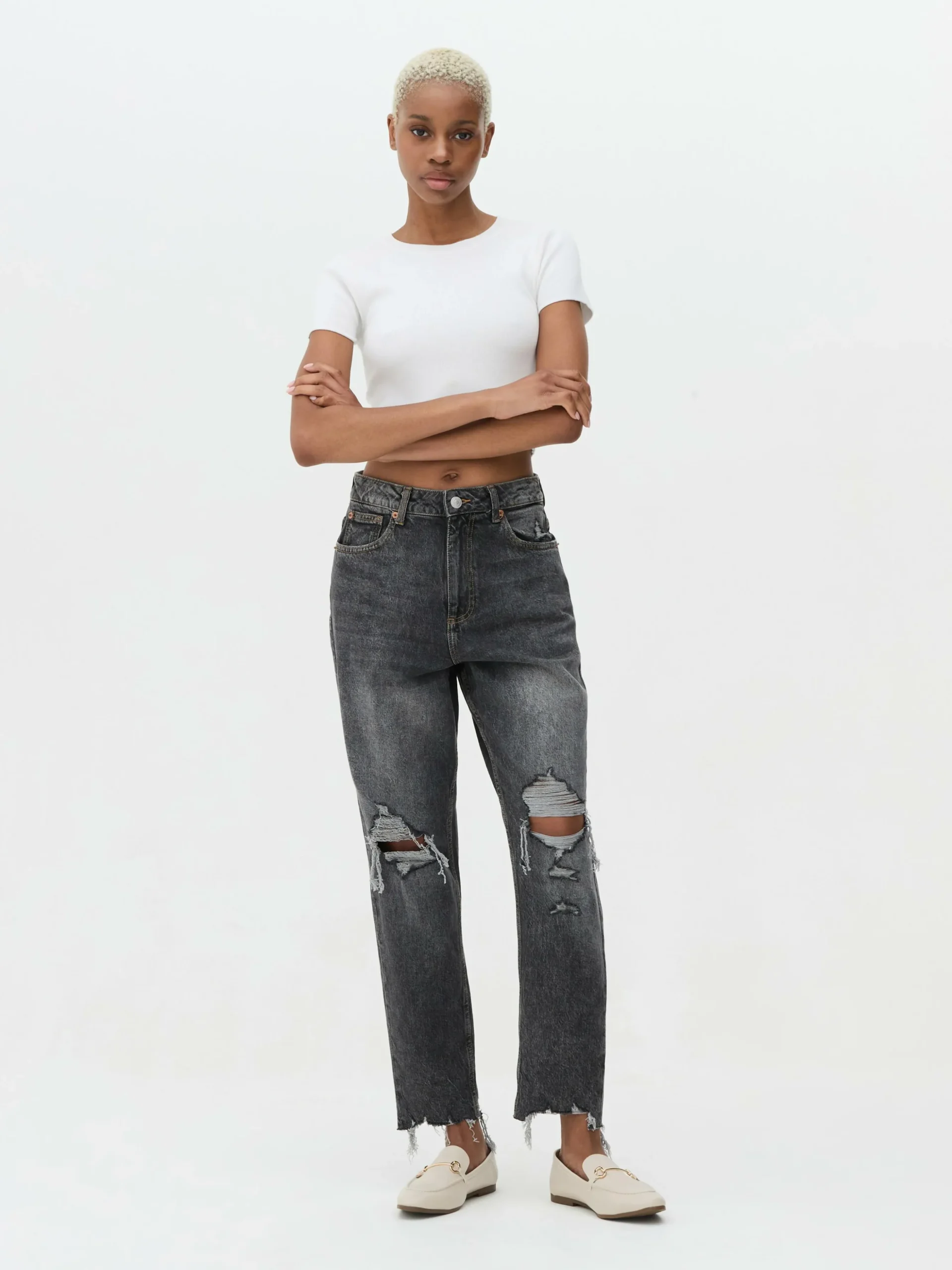 Jean Mom En Denim Déchiré