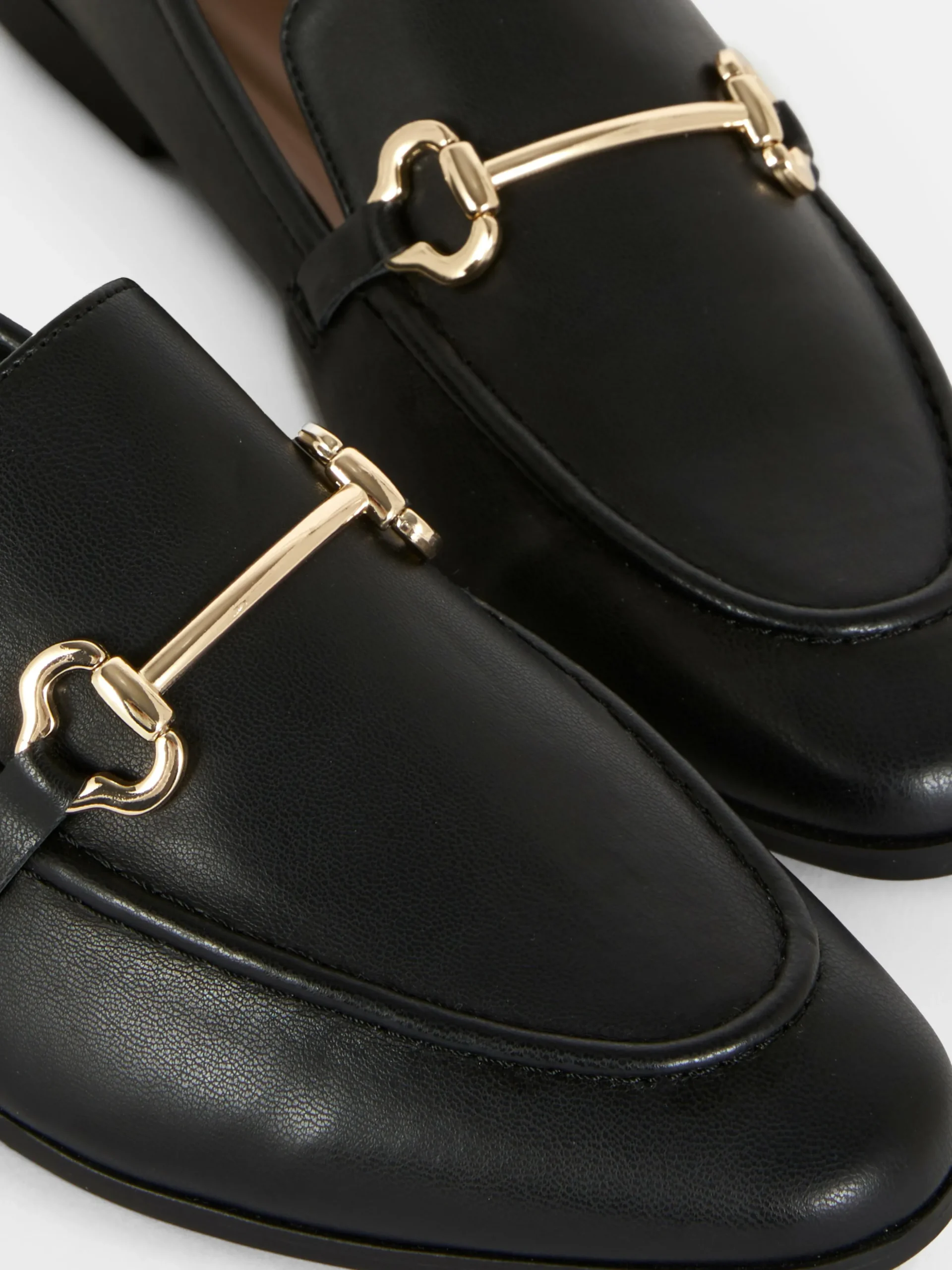 Mocassins En Simili Cuir Avec Boucle