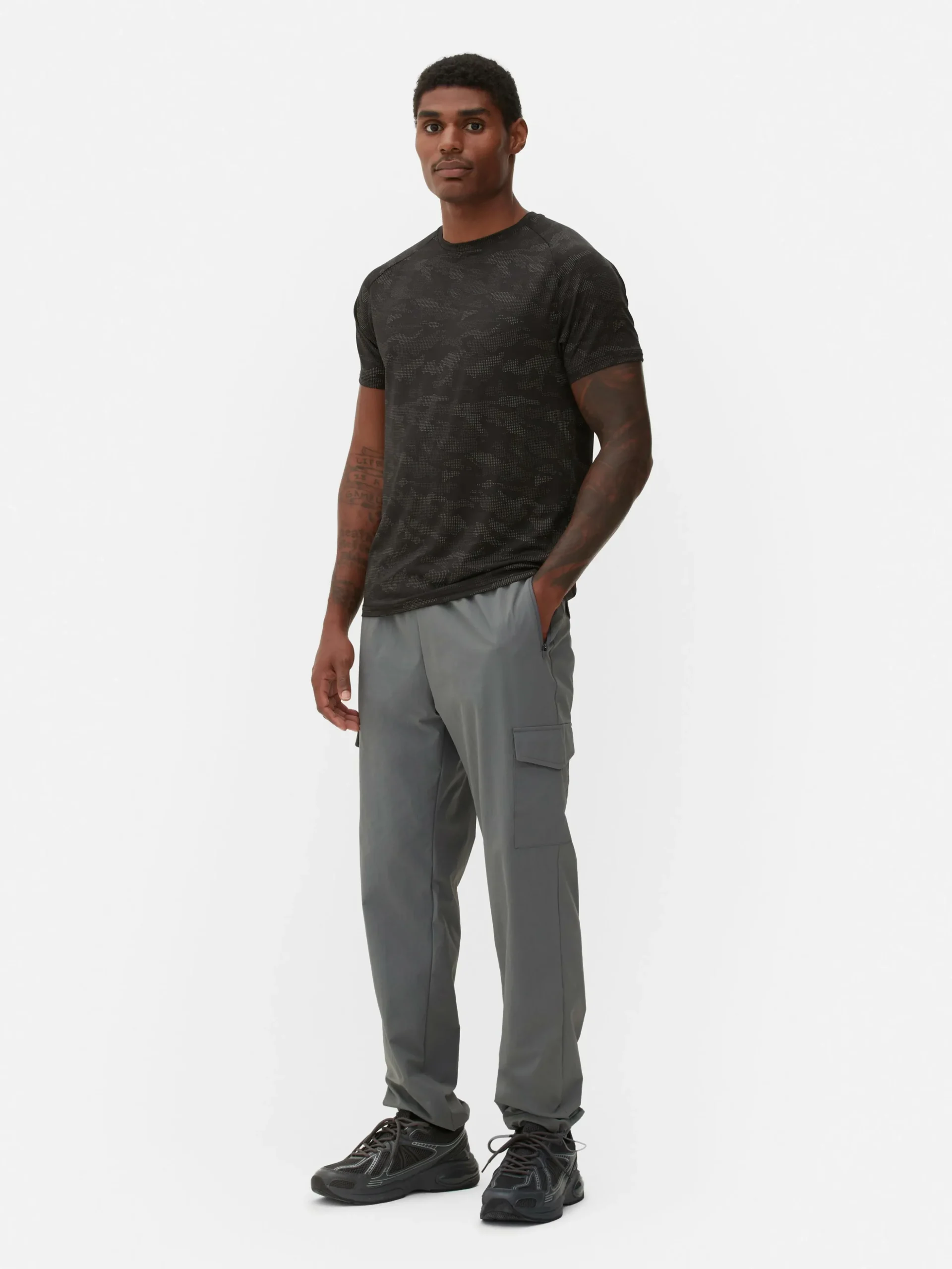 Pantalon Cargo Resserré Aux Chevilles Avec Bloque-cordon