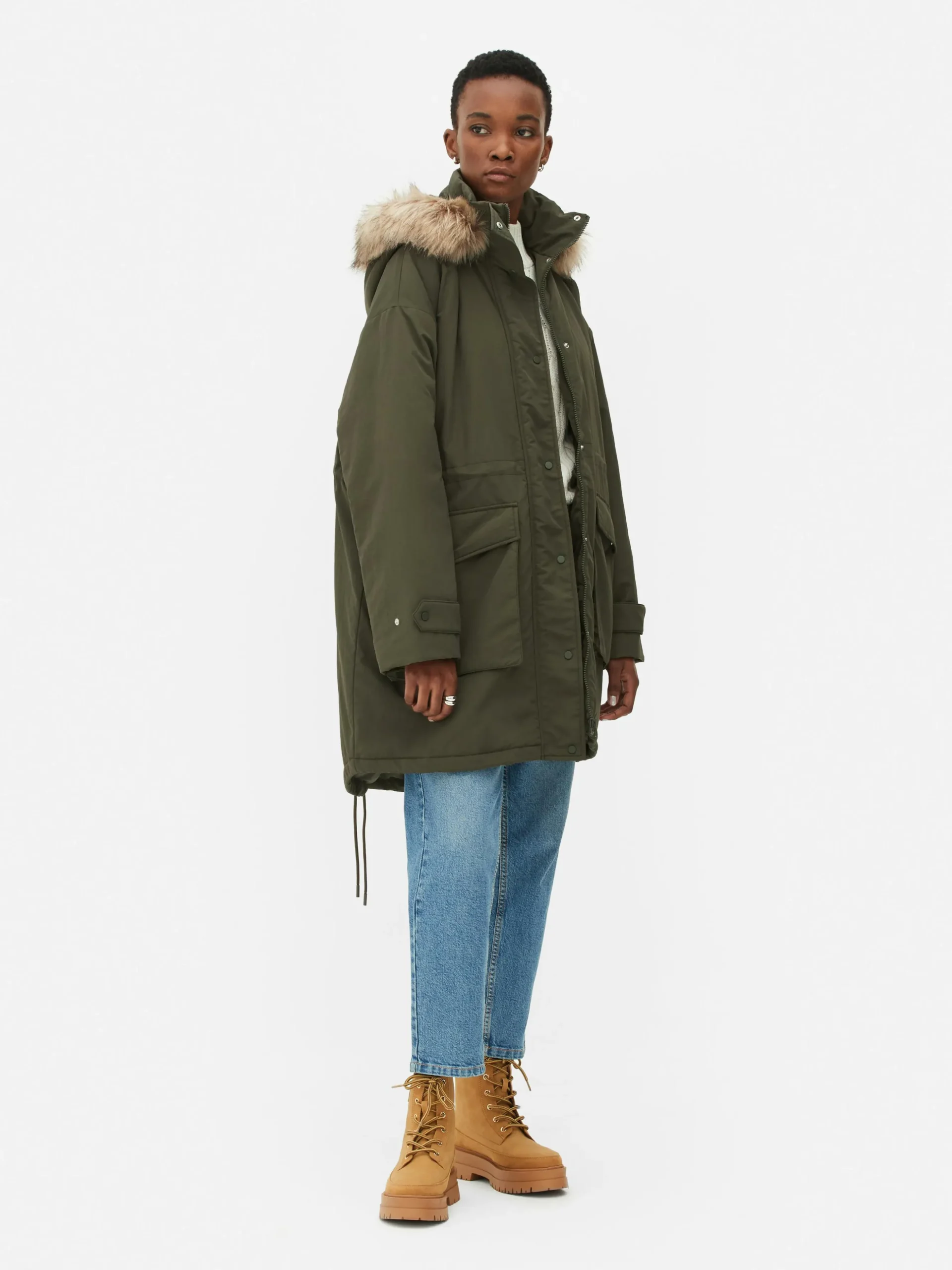Parka à Capuche En Fausse Fourrure