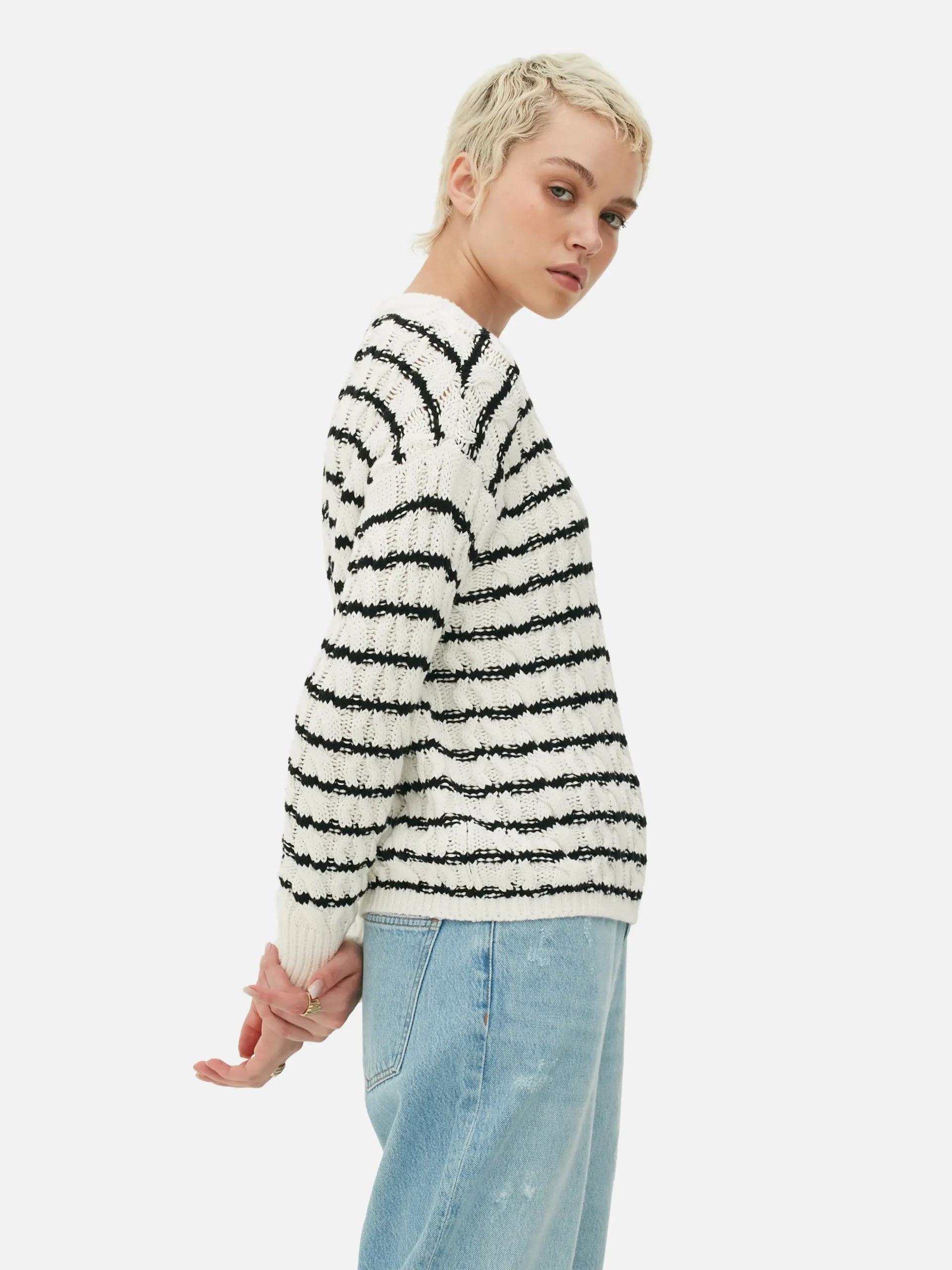 Pull En Maille Torsadée à Rayures