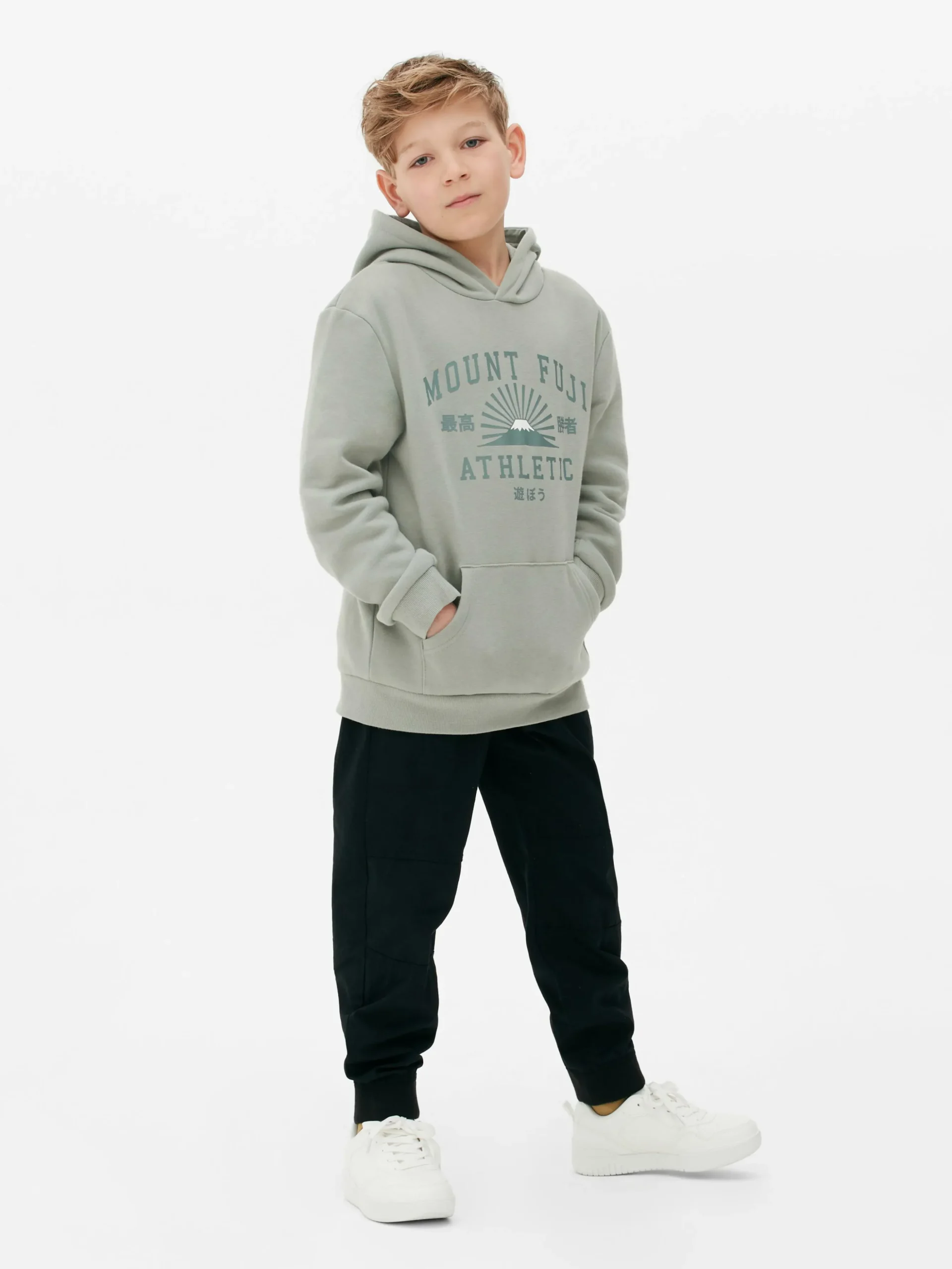 Sweat à Capuche Graphique