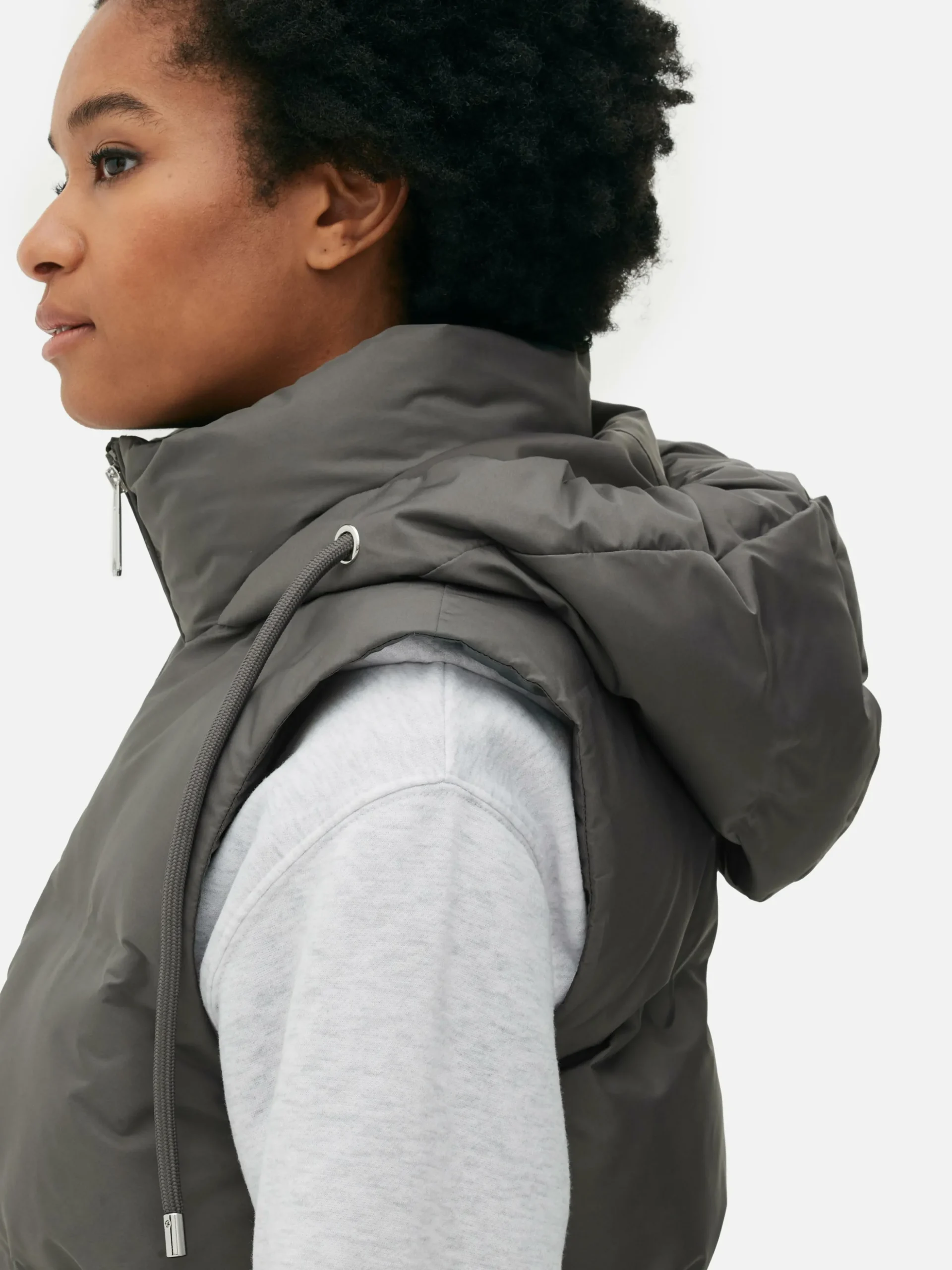 Veste Sans Manches Matelassée à Capuche